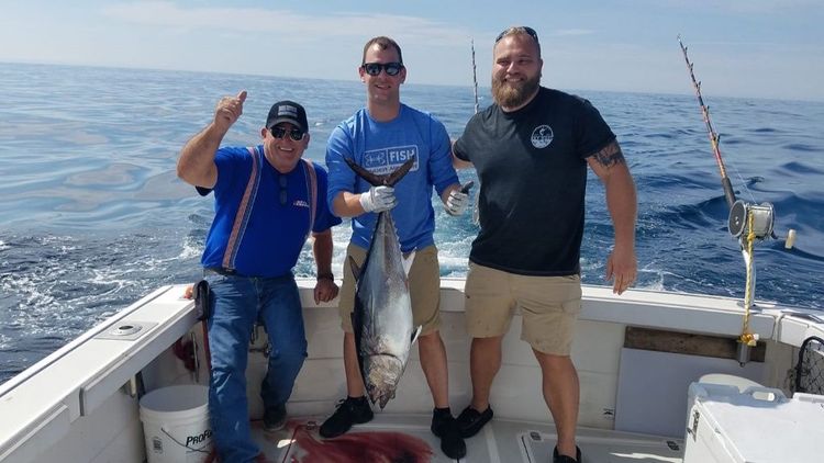 Cape Cod Tuna Fishing Charters | 10 HRS Tuna Offshore Fishing